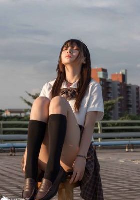 迈开腿让我的坤坤桶你的小莓